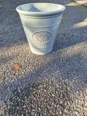Olive Planter 30cm Grey