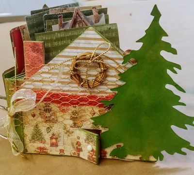 Christmas in July House Mini-mini Album