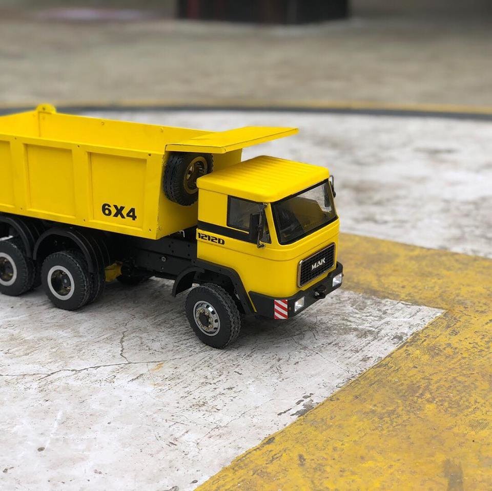 RC Dump Truck, 6*4 wheel drive, completely fully functional