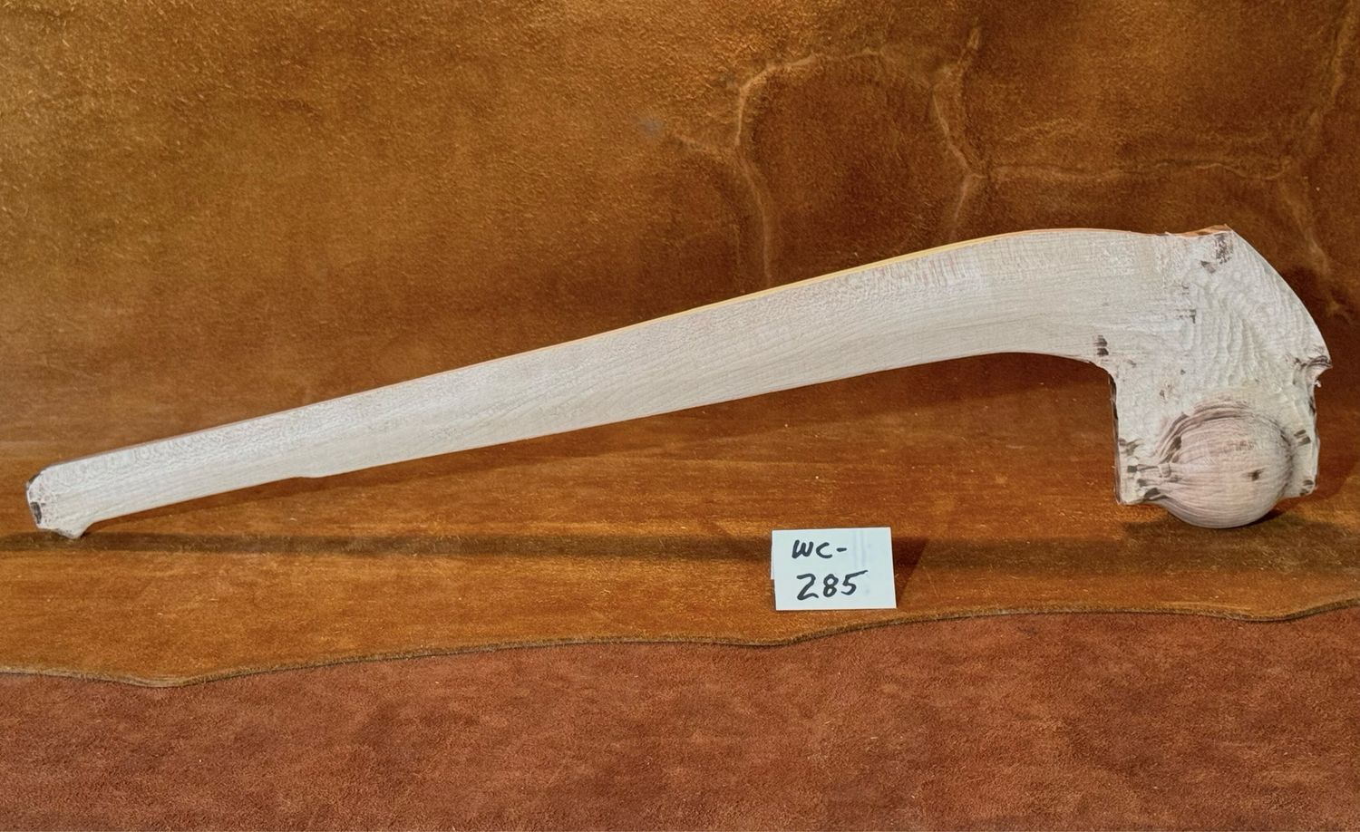 WC-285; IROQUOIS STRAIGHT HANDLE CLUB;   Sugar Maple;     23&#39; x 2 1/2&quot; ball