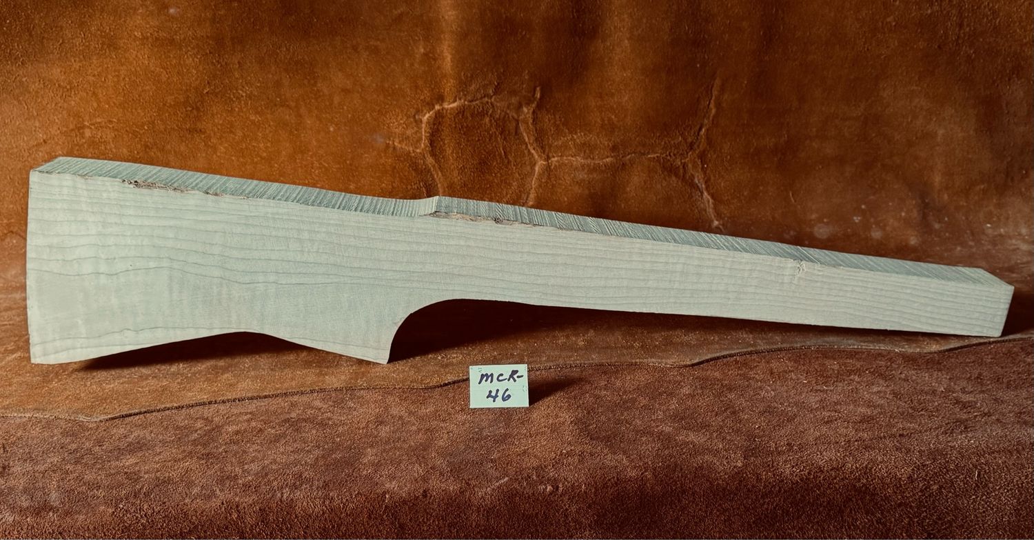MCR-46;  MODERN CUSTOM RIFLE;  Red Maple;  31 1/4  x  2 3/8&quot;