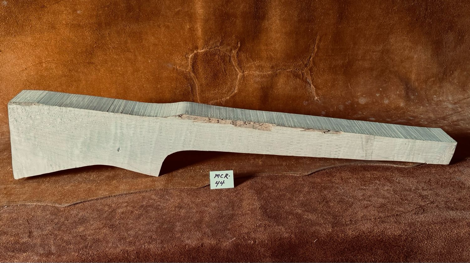 MCR-44;  MODERN CUSTOM RIFLE;  Red Maple;  33&quot; x 2 7/8&quot; Thick