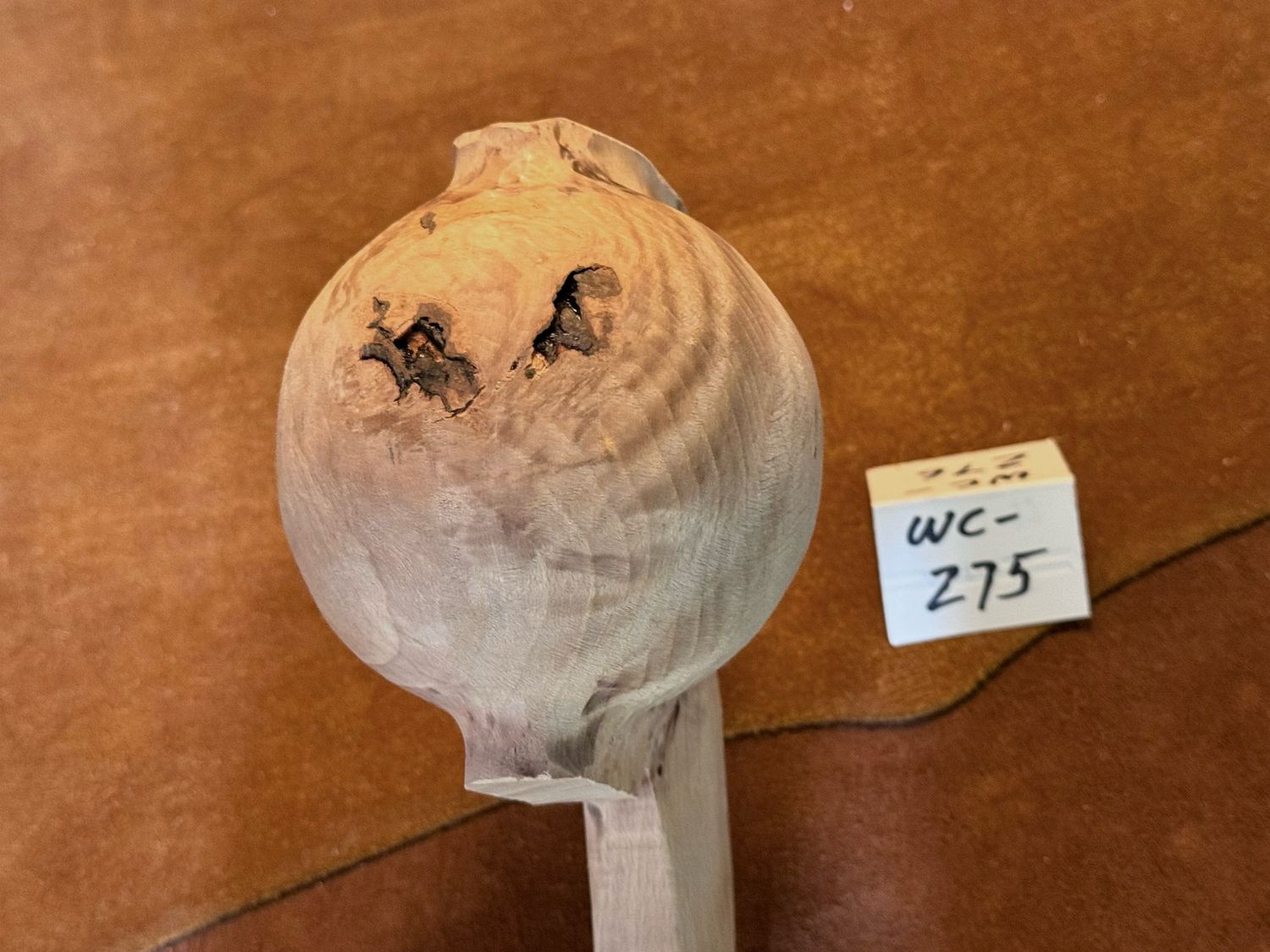 WC-275; BRADDOCK'S FIELD CLUB;  20 1/2" x 3 3/34" Ball