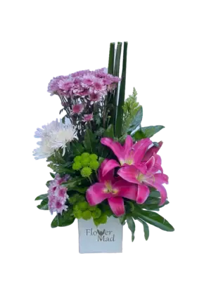 Pink Lily &amp; Green-White Chrysanthemum Box