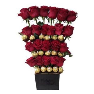 Black Box with Red Roses &amp; 16 Ferrero Rocher