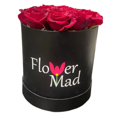  Round Box with 20 Natural Red Roses