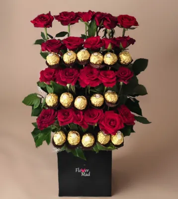 Black Box with Red Roses &amp; Ferrero Rocher (16 pcs)