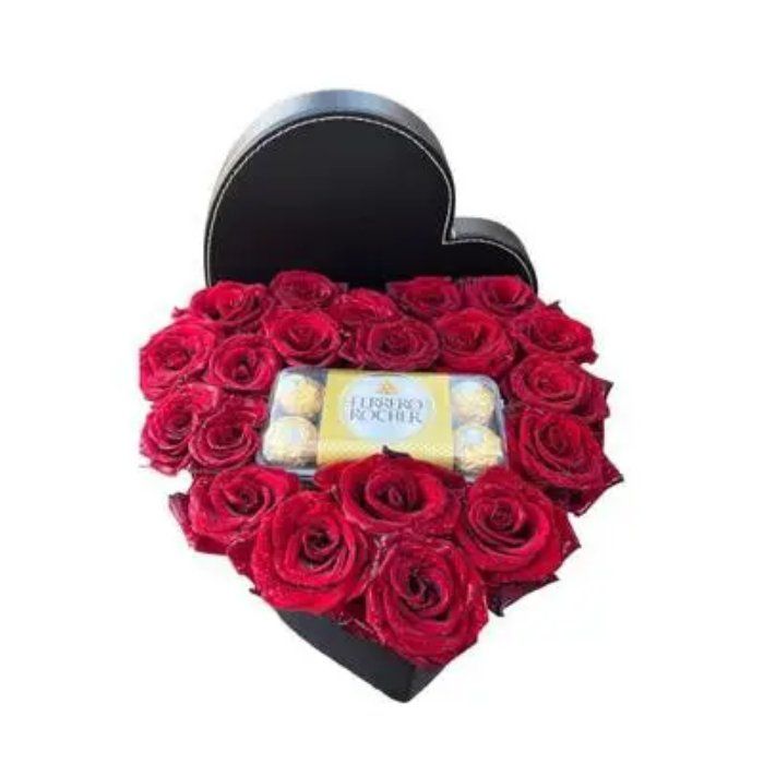 Heart With 25 Red Roses &amp; Ferrero Rocher (16 pcs)