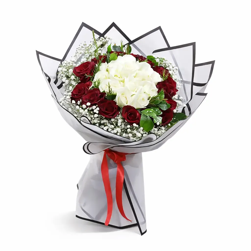 Red &amp; white roses &amp; baby flowers