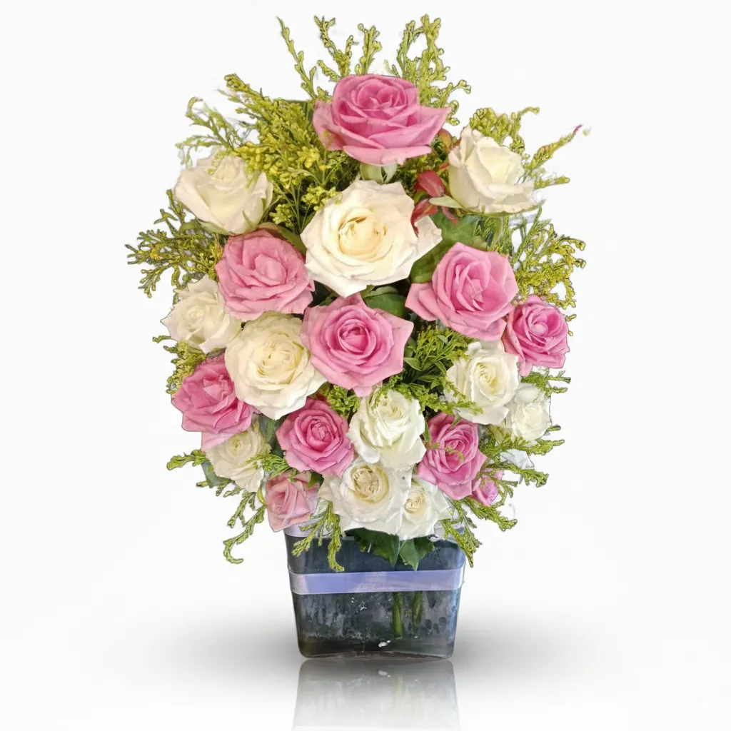 20 white &amp; rose roses in vase