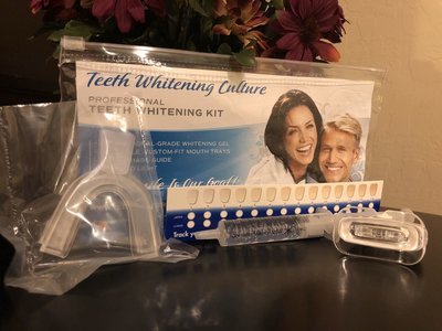 Teeth Whitening kit with 10ml 36% carbamide peroxide gel and LED light