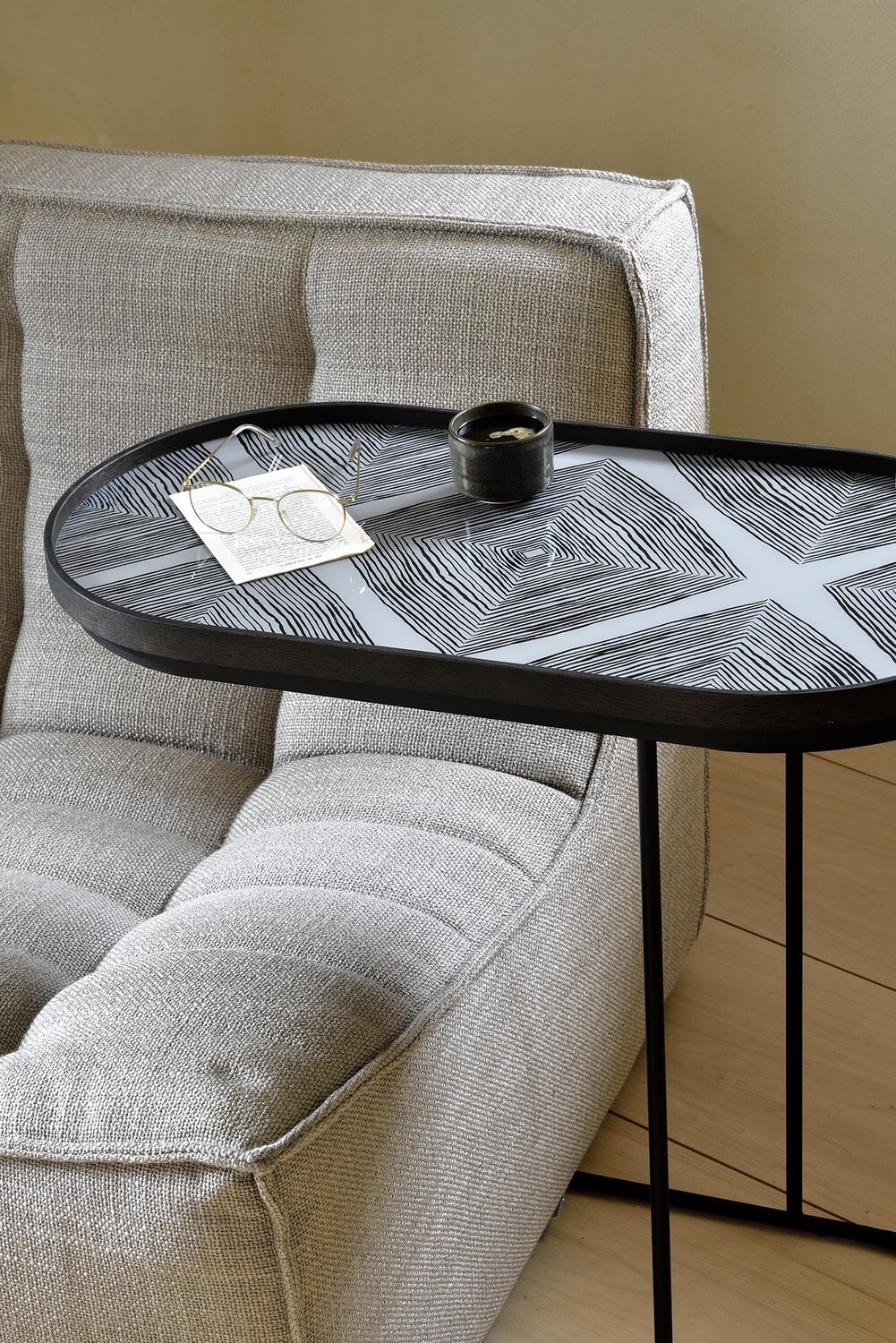 Ethnicraft - Tablett oval, M - Glas, Slate Linear Squares