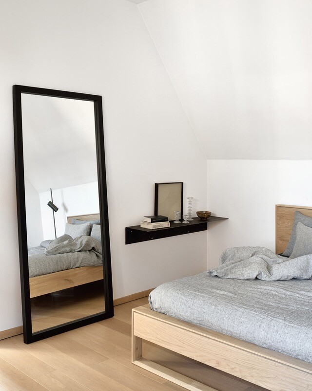 Ethnicraft - Bodenspiegel Light Frame - Eiche schwarz