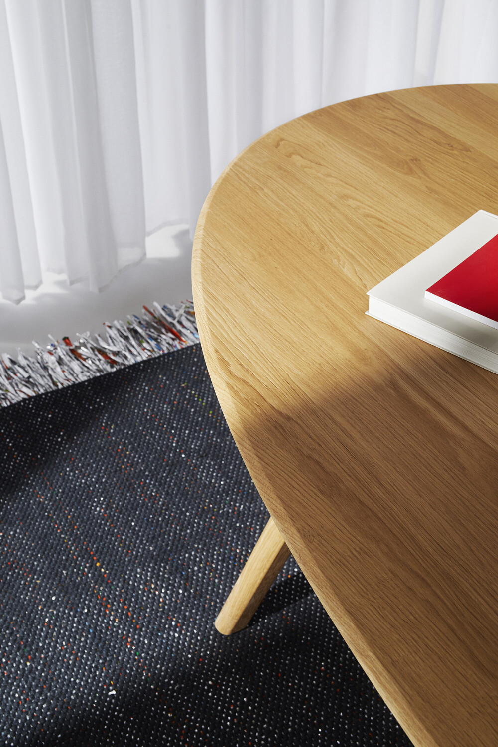 OUT - MEYER Tisch - oval