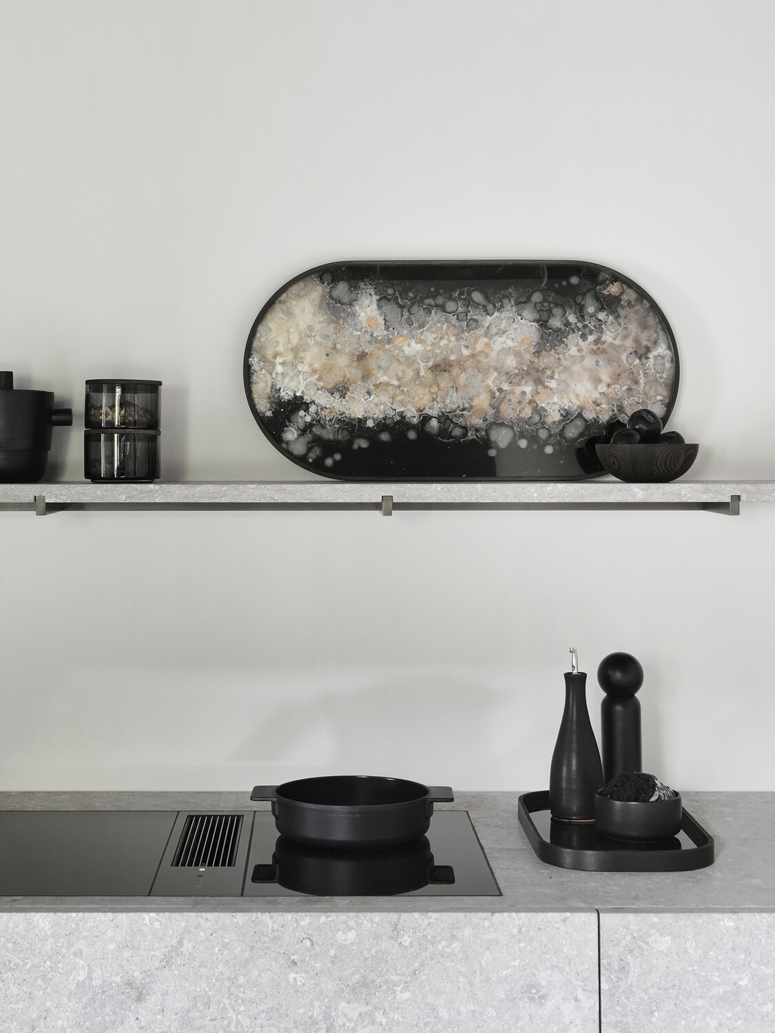 Ethnicraft - Tablett oval, M - Glas, Black Organic