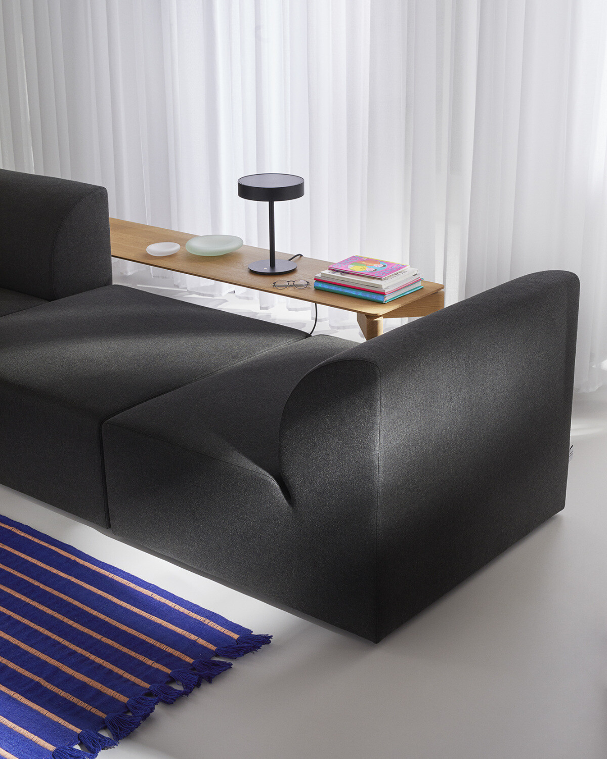 OUT - WEBER Sofa - Design 01