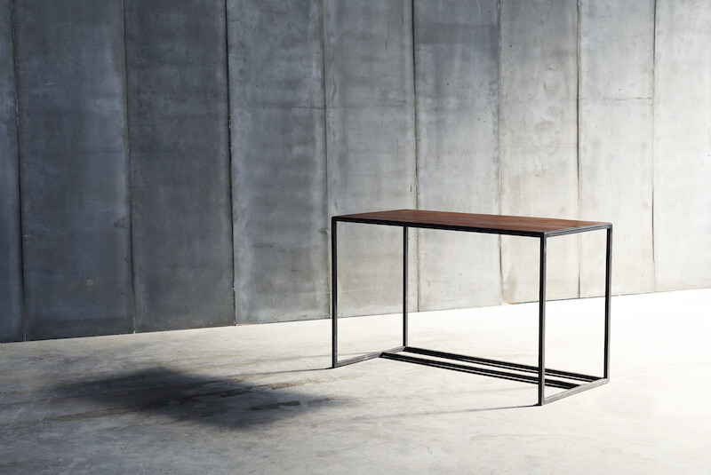 Heerenhuis - MESA DESK, Bürotisch Leder / Eiche / Teak