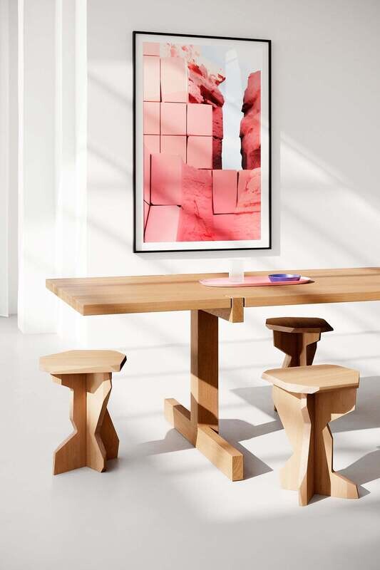 OUT - FELS Hocker