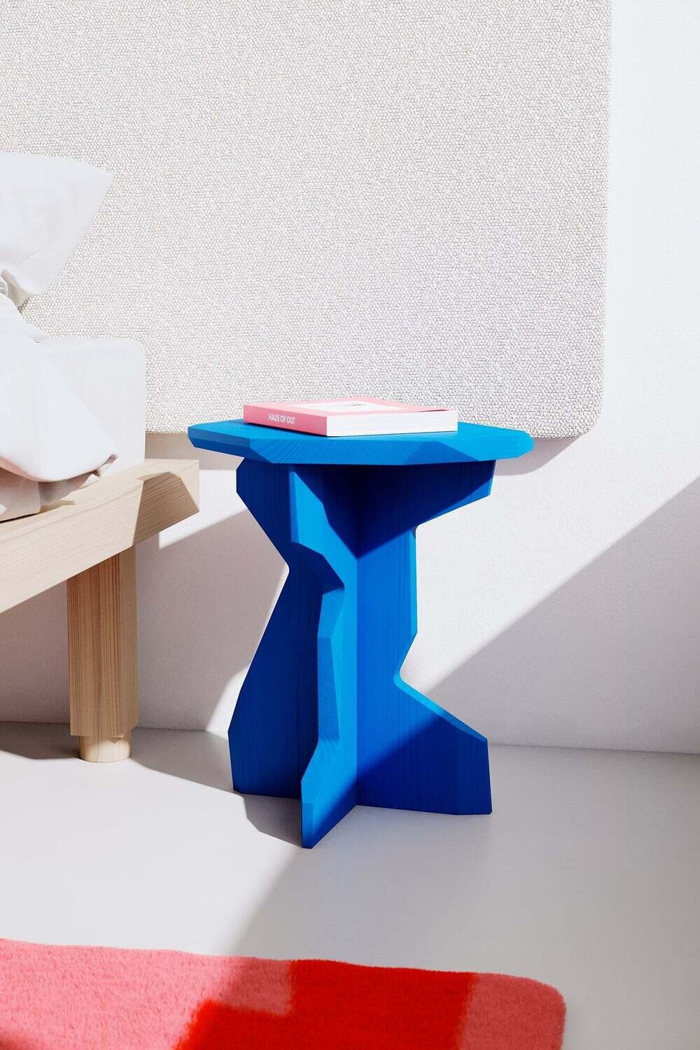 OUT - FELS Hocker