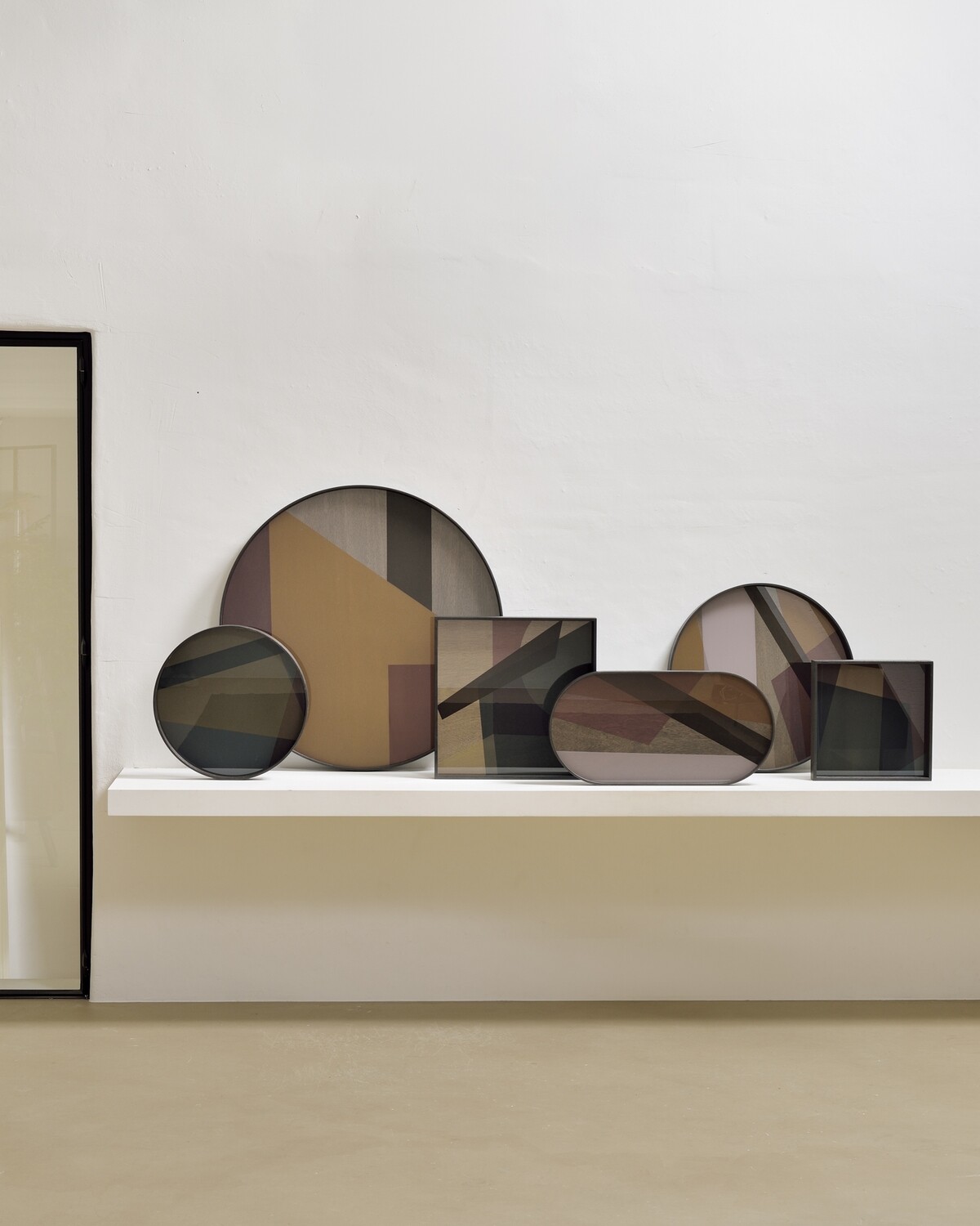 Ethnicraft - Tablett Angle Bronze - Glas, rund, 92cm