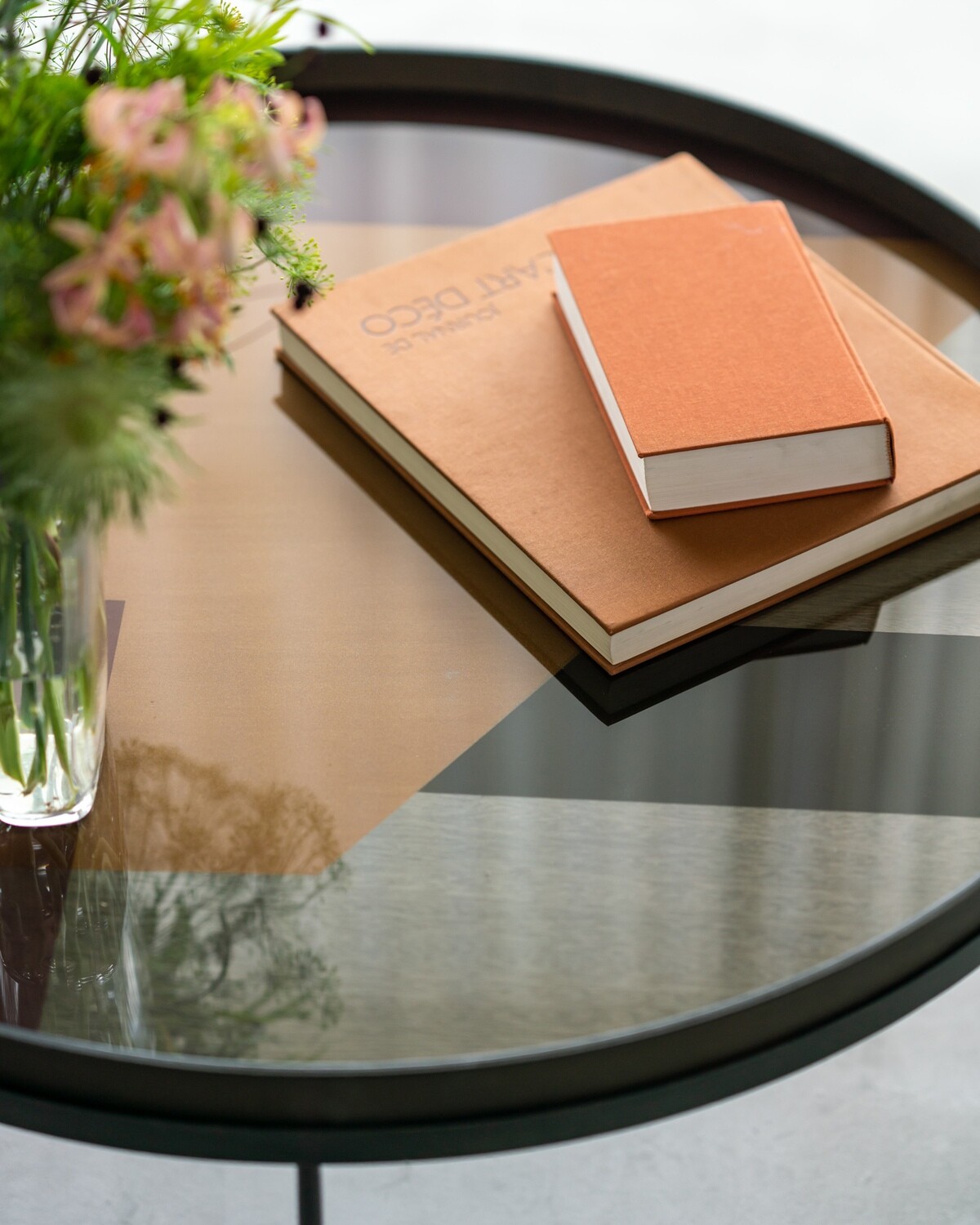 Ethnicraft - Tablett Angle Bronze - Glas, rund, 92cm