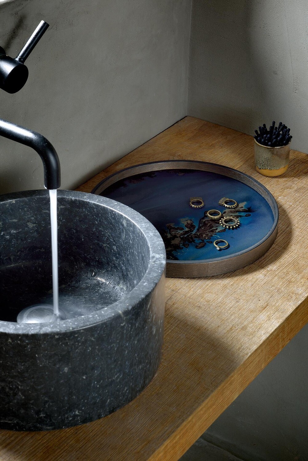 Ethnicraft - Valet Tray Organic Slate - Glas, rund, L