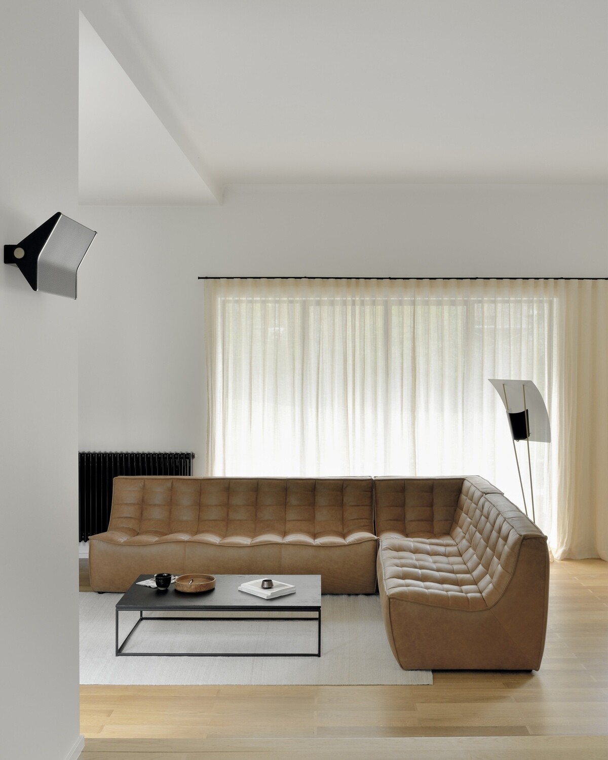 Ethnicraft - Thin Couchtisch - Eiche schwarz