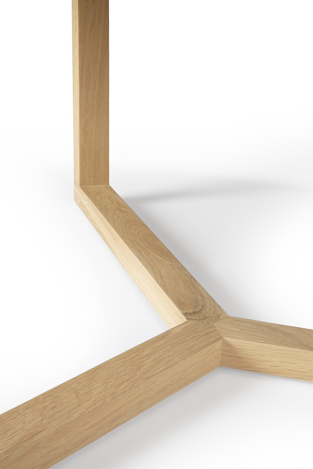 Ethnicraft - Tripod Couchtisch - Eiche
