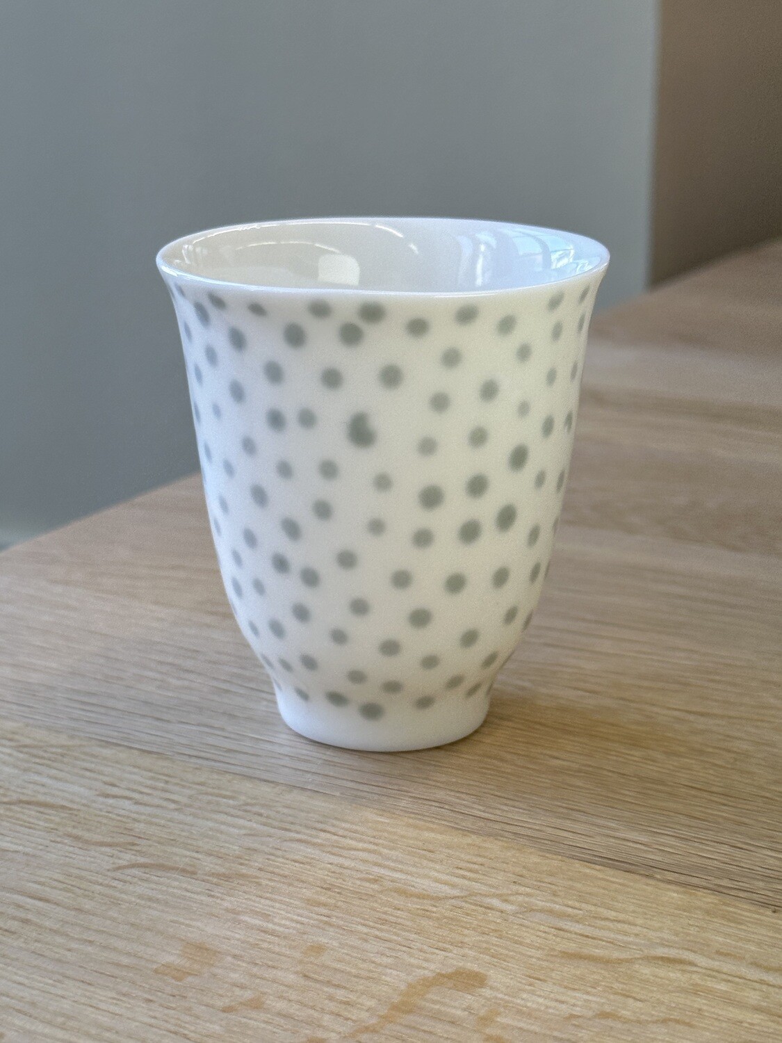 Kaolin Porzellan - Tasse klein Grau