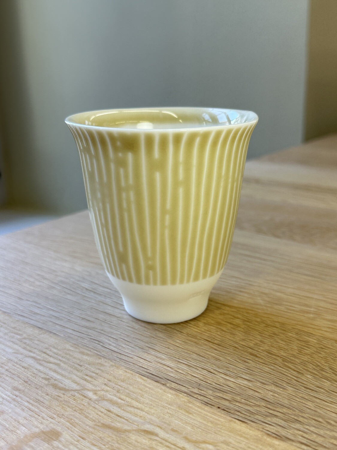 Kaolin Porzellan - Tasse klein Gelb