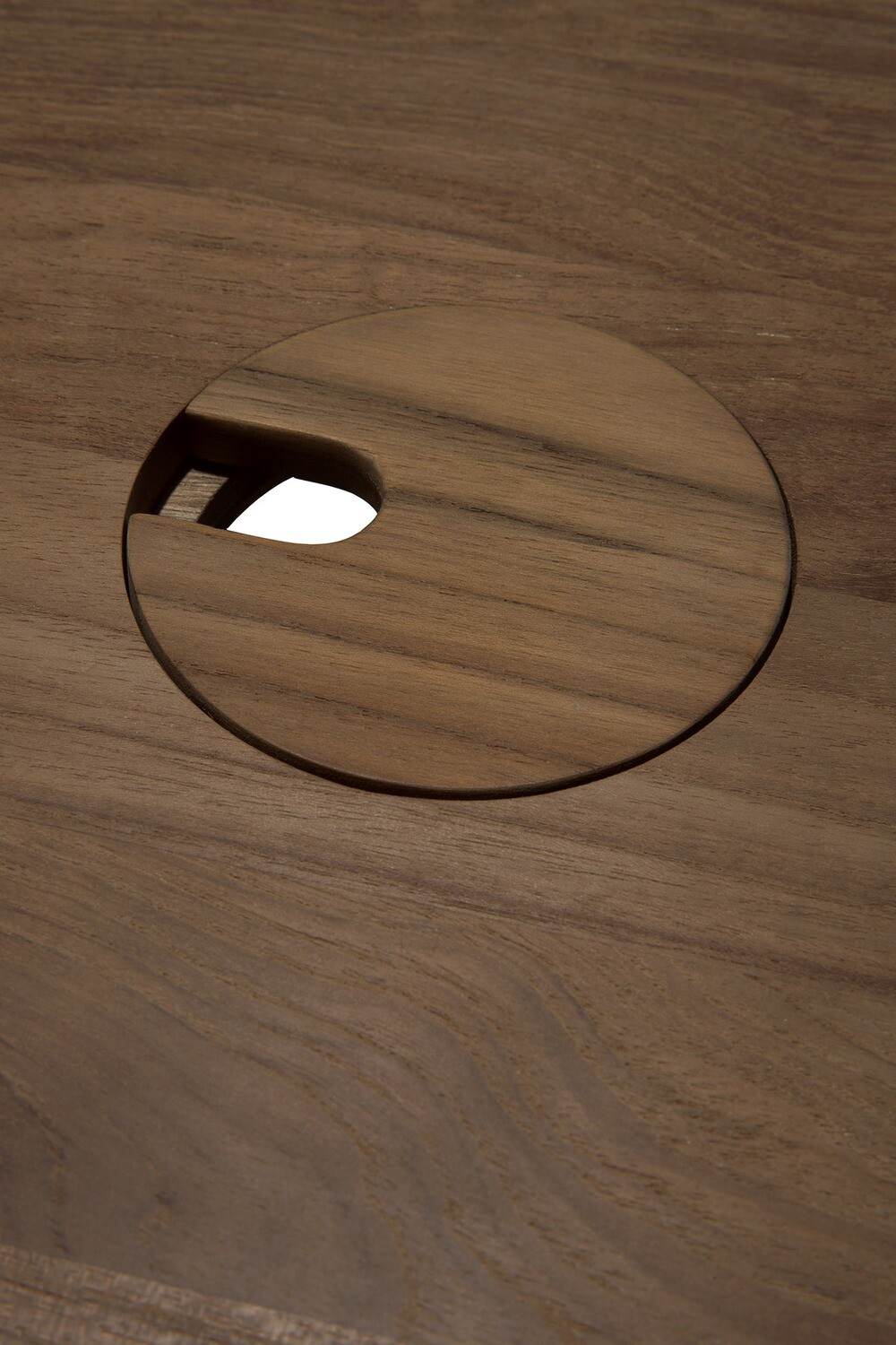 Ethnicraft - Oscar Schreibtisch - Teak
