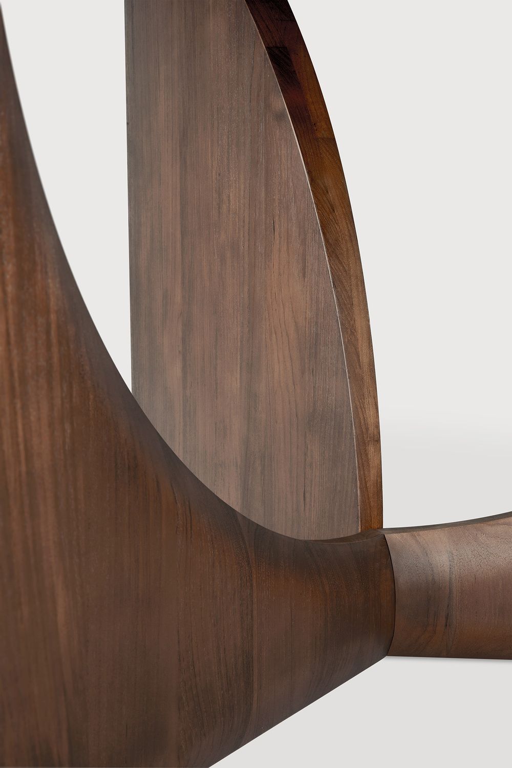 Ethnicraft - Geometric Esstisch - Teak braun, rund