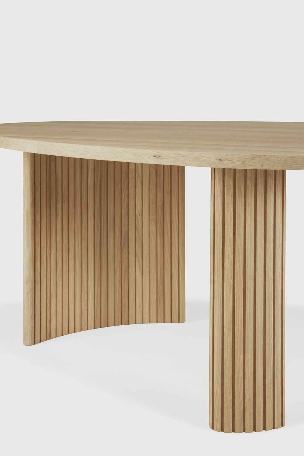 Ethnicraft - Boomerang Couchtisch - Eiche