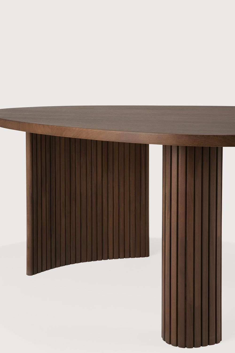 Ethnicraft - Boomerang Couchtisch - Teak braun