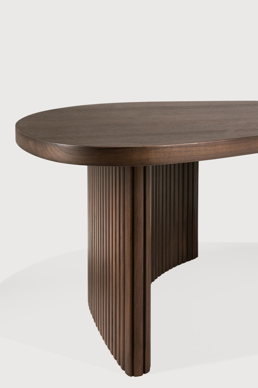 Ethnicraft - Boomerang Couchtisch - Teak braun