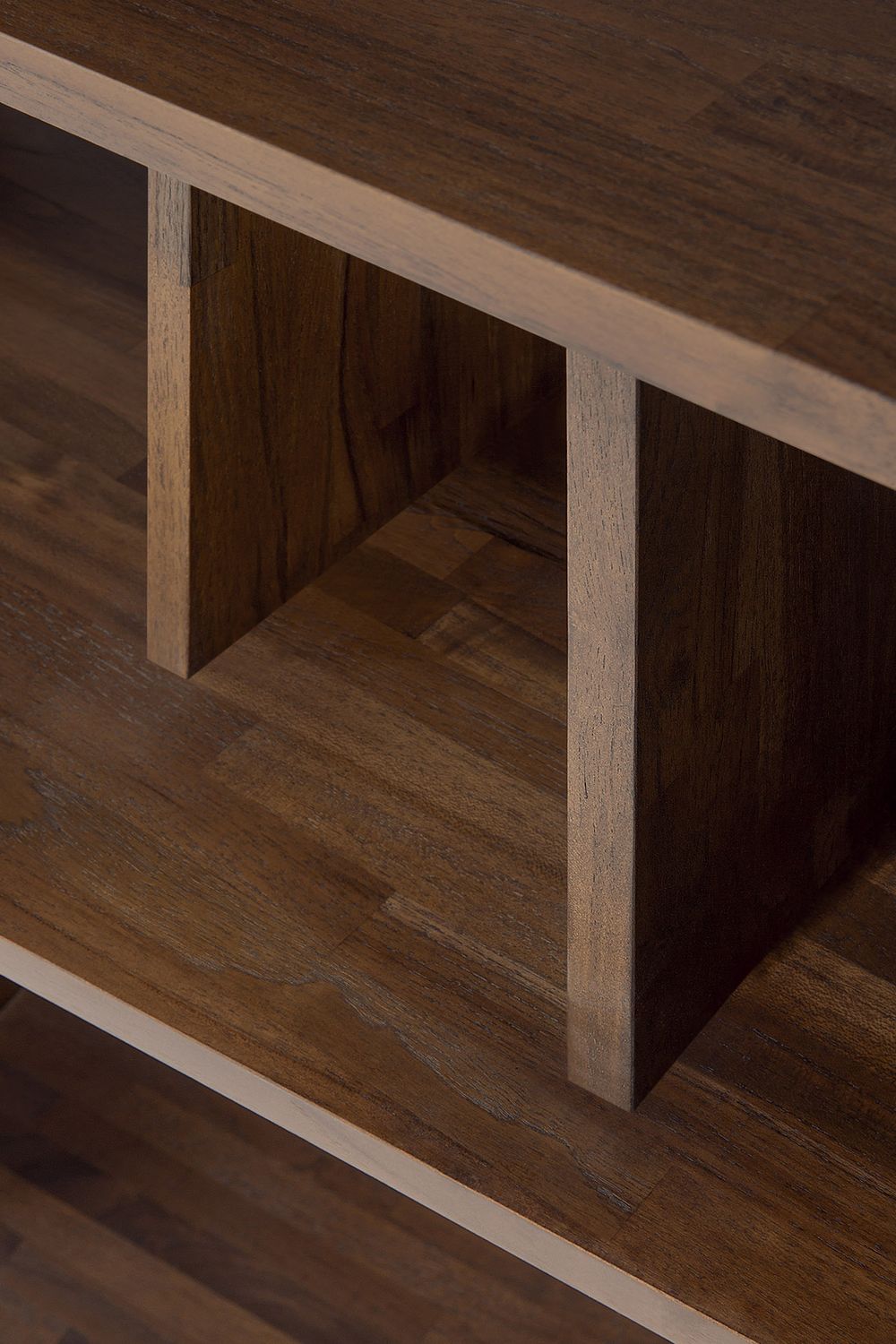 Ethnicraft - Irregular Regal - Teak