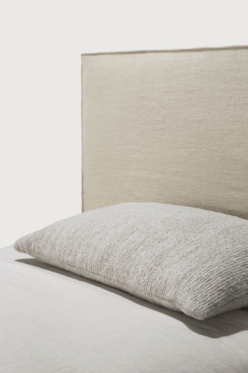 Ethnicraft - Revive Bett - Sand, 90cm
