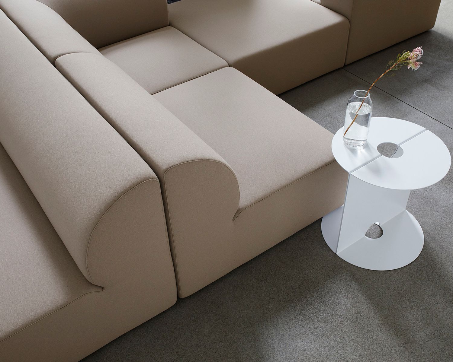 OUT - WEBER Sofa - Design 06