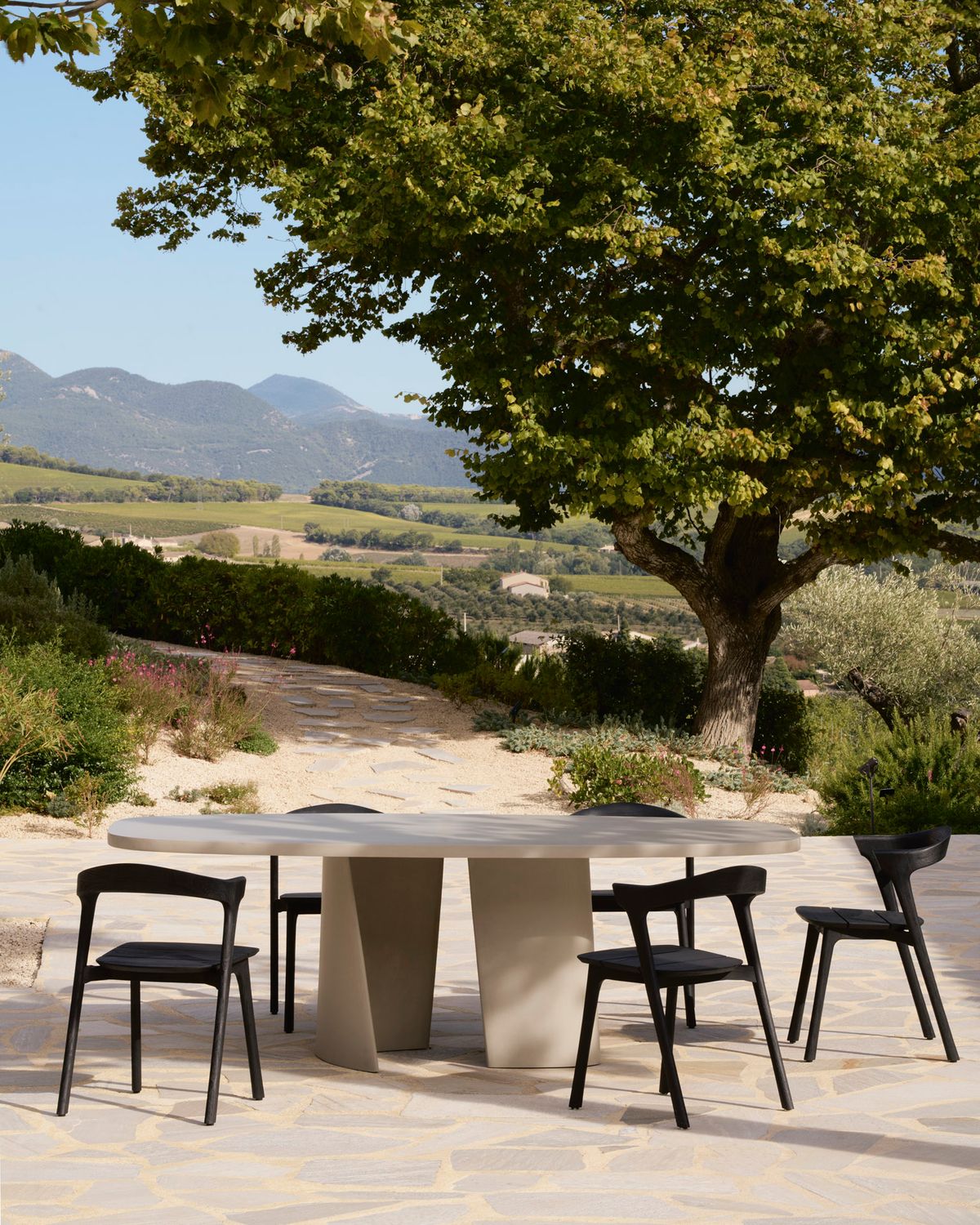 Ethnicraft - Canyon Esstisch Outdoor - Beton