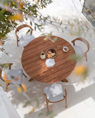 Table de jardin
