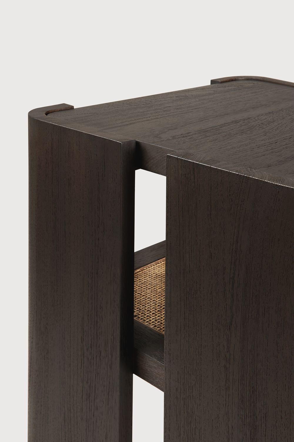 Ethnicraft - Panel Beistelltisch - Teak, dunkelbraun, Rattan Roasted