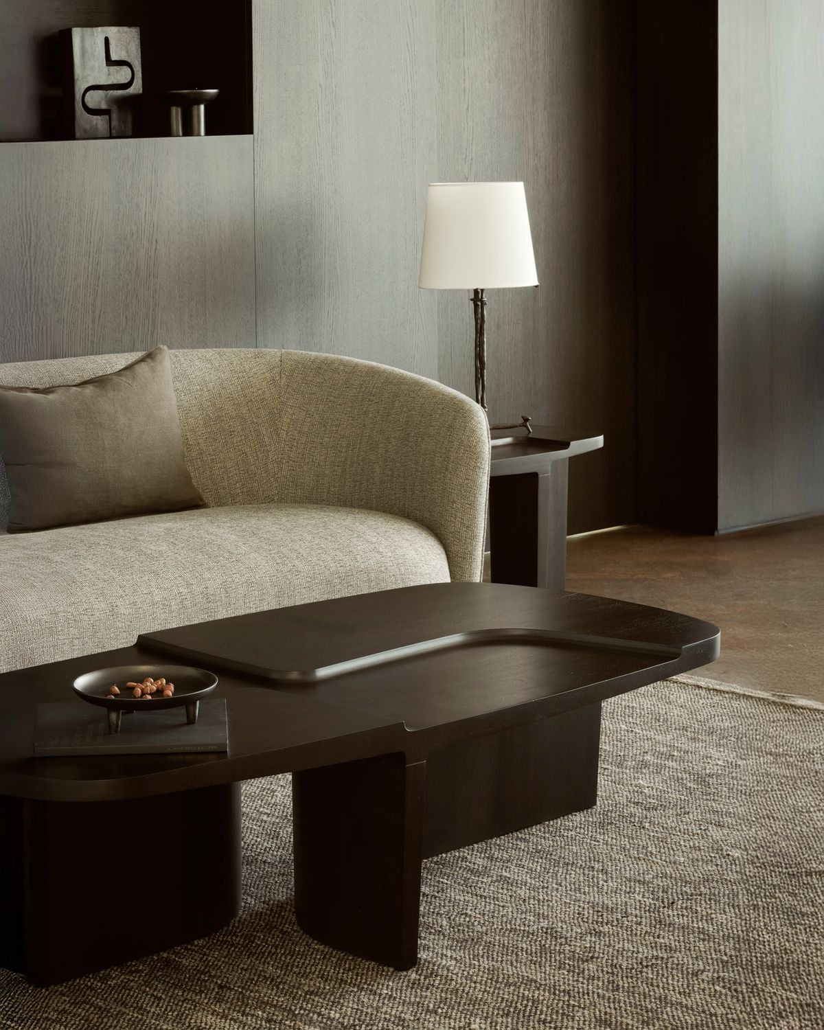 Ethnicraft - Brutalist Couchtisch - Mahagoni