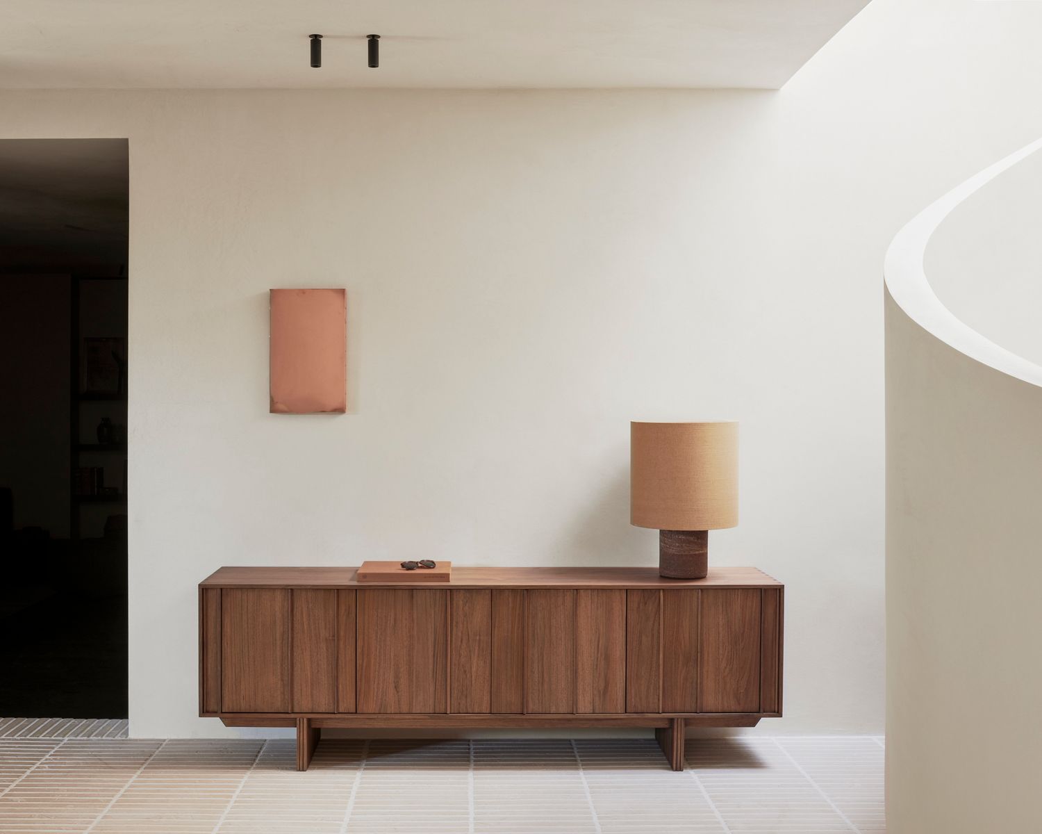 Ethnicraft - Pillar Anrichte - Teak - wild braun