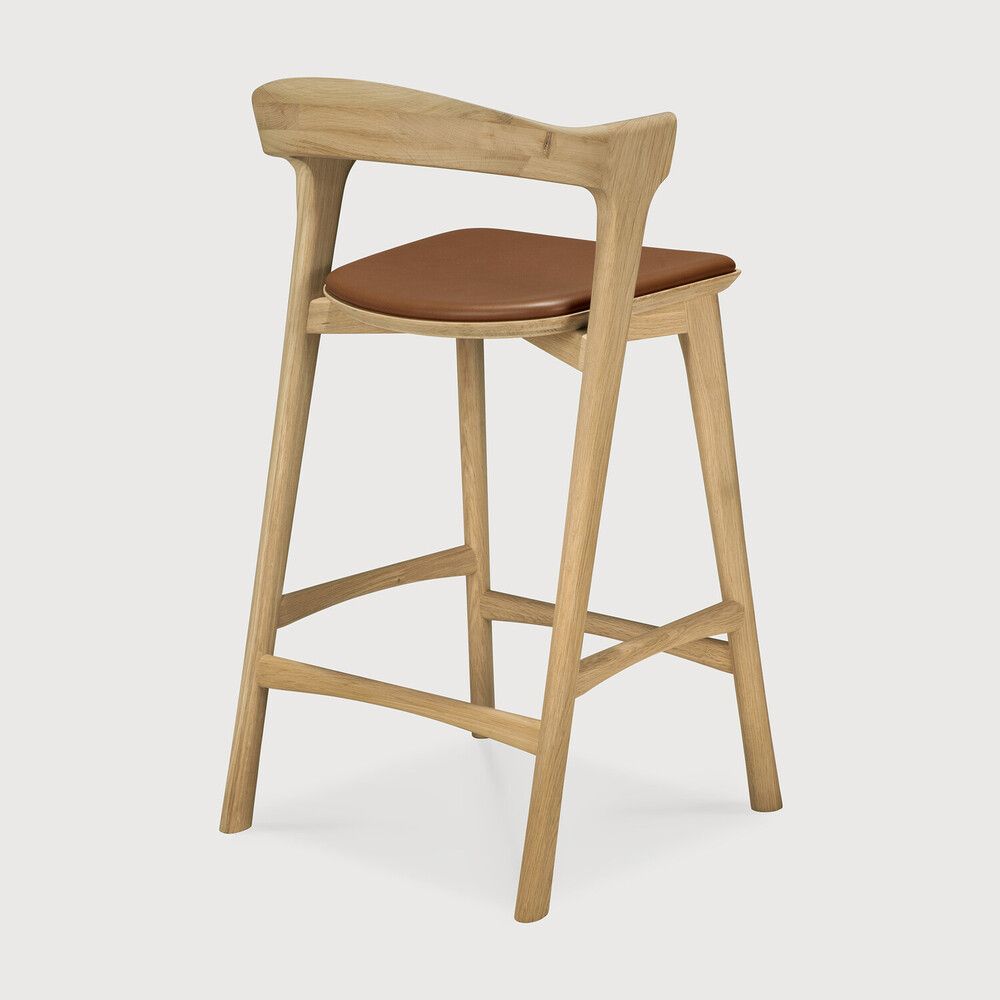 Ethnicraft - Bok Barhocker - lackierte Eiche - Cognac Leder