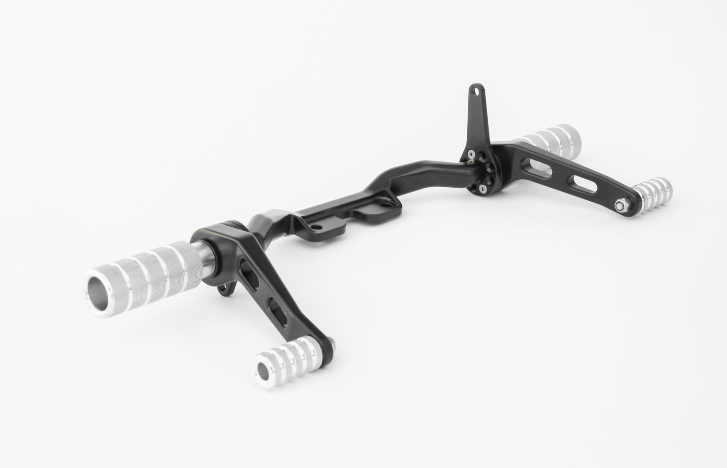 High Mid Controls (Harley Big Twins), Colors: Satin Black