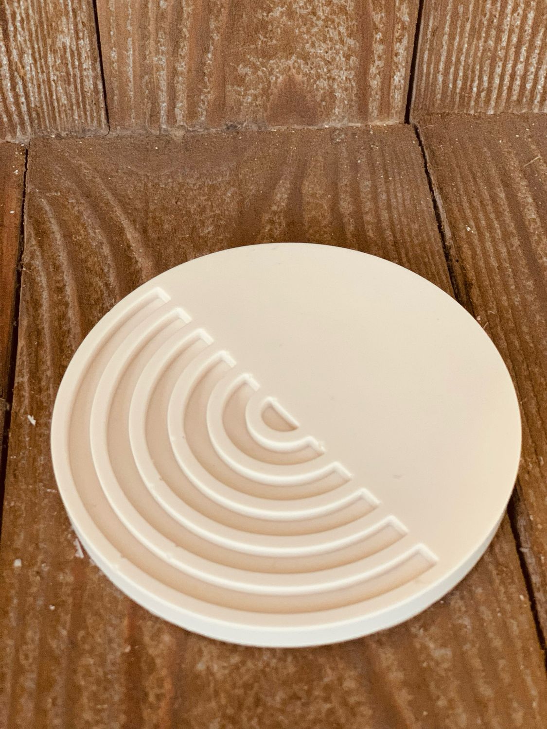 Petit porte savon en jesmonite