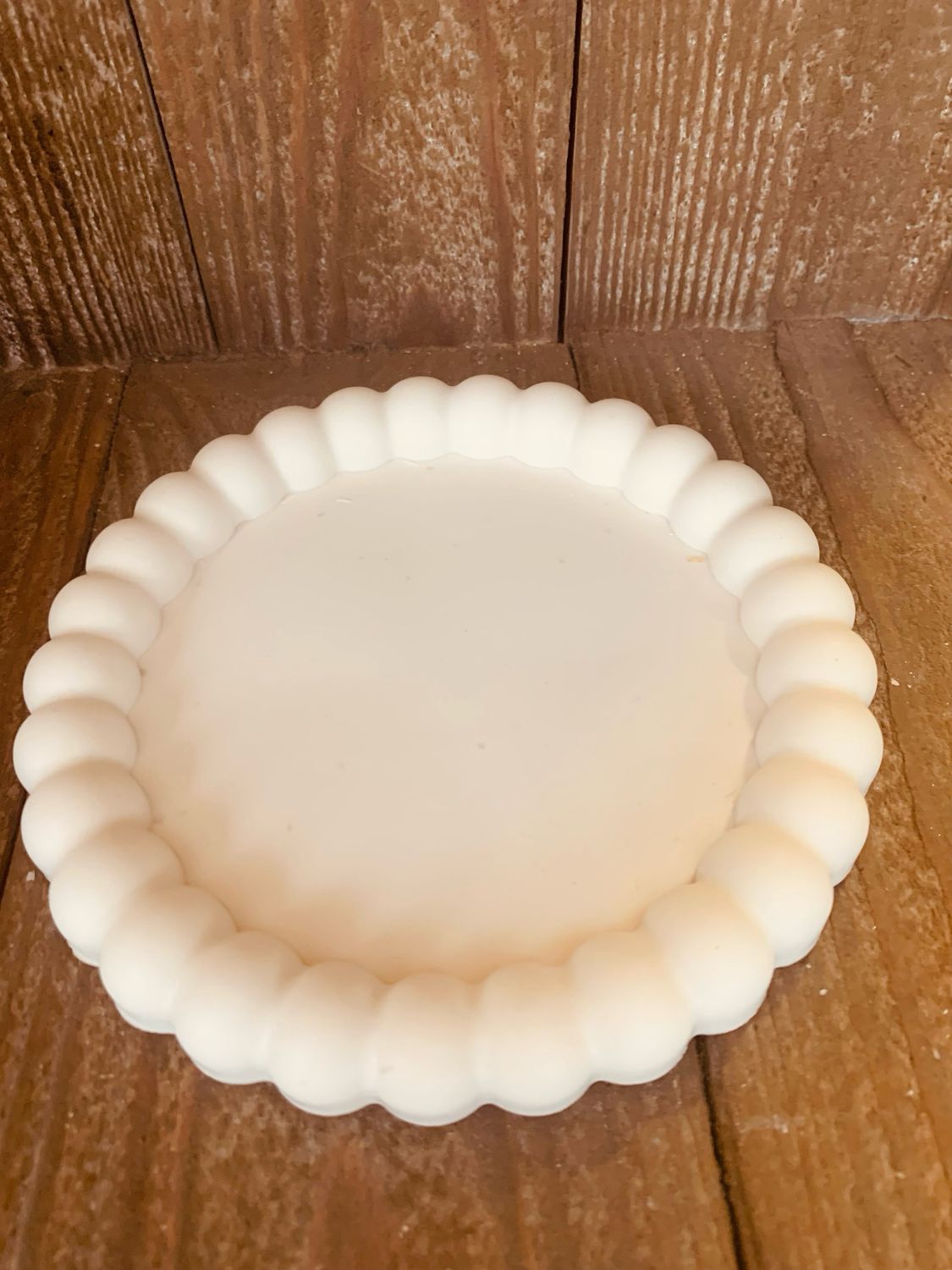 Plateau rond en jesmonite
