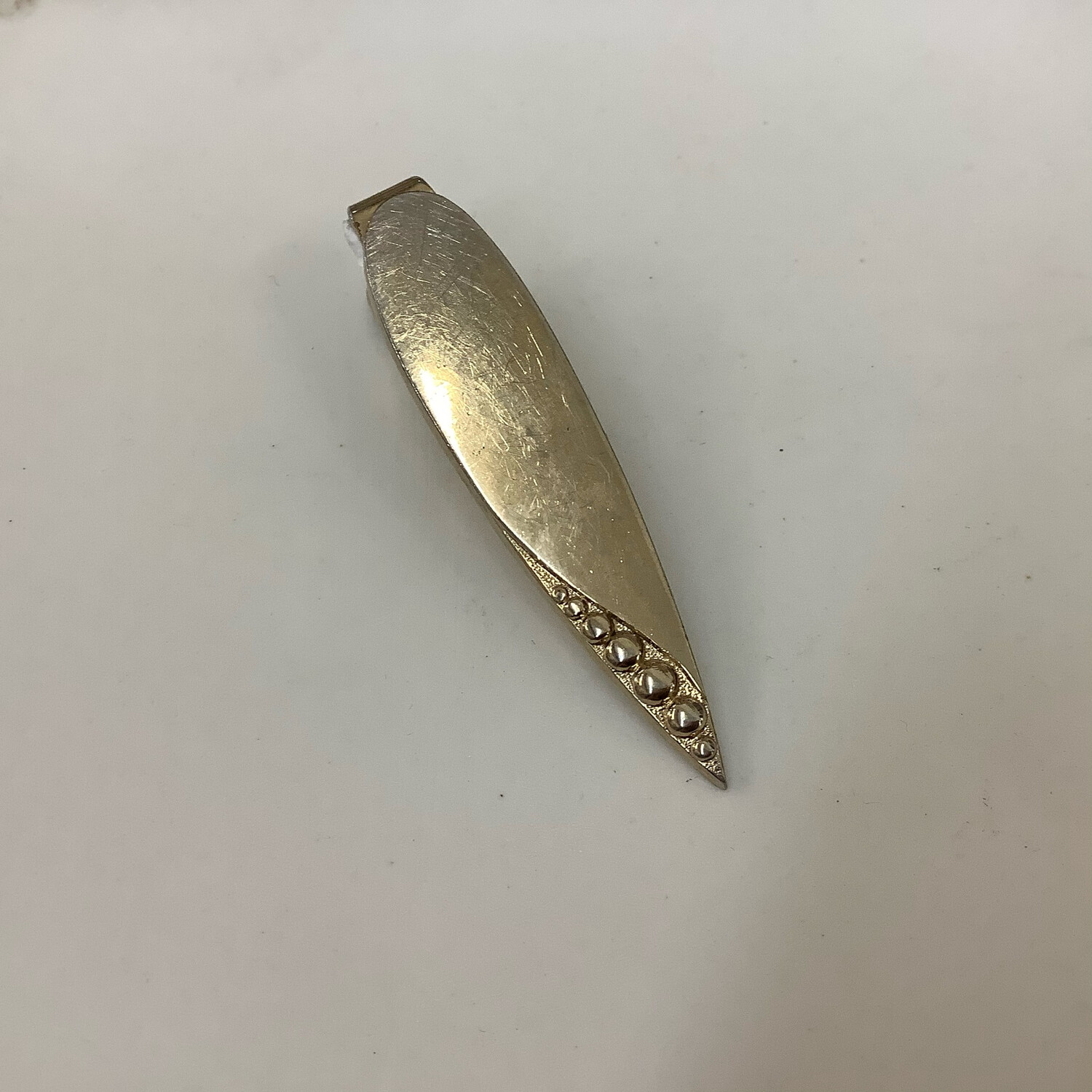 Vintage Dot Accents Tie Clip