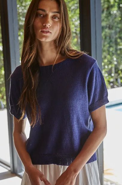 Short Sleeve Sweater Top (2 Colors)