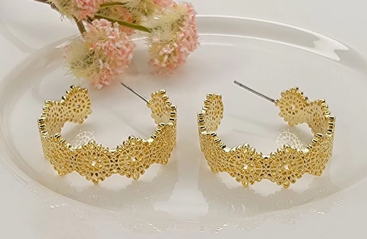 Gold Filigree Floral Hoop Earring